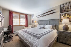 Kondominium, 2 kamar tidur | Setrika/meja setrika dan Wi-Fi gratis