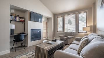 Condo, 1 quarto | Área de estar