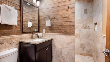 Condo, 2 Bedrooms | Bathroom | Towels