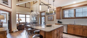 Winter Park CO Condos - Zephyr Mountain Lodge