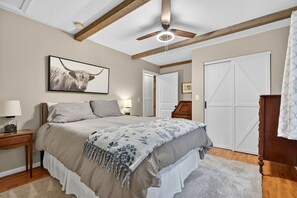3 bedrooms, WiFi, bed sheets