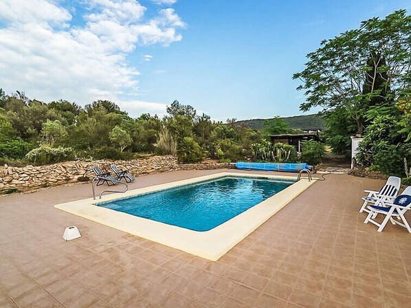 Casa, 4 habitaciones | Alberca