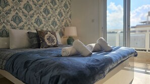 2 bedrooms, soundproofing, iron/ironing board, free WiFi
