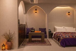 Couple Spa | FAJ | Wi-Fi de cortesia, roupa de cama