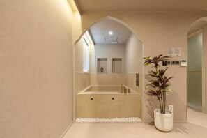 Couple Spa | FAJ | Bañera de hidromasaje privada