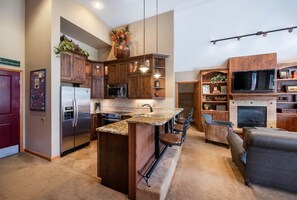 Interior - Two Bedroom Condos at Zephyr Mountain Lodge - Winter Park CO (Winter Park)
