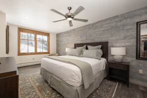 Condo, 2 habitaciones | Tabla de planchar con plancha y wifi gratis 