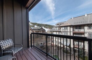 Condo, 1 Bedroom | Property grounds
