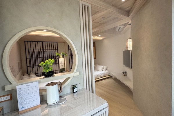 Sistema de insonorización y internet por cable gratis