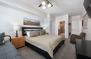 Apartment, 2 Schlafzimmer | Bügeleisen/Bügelbrett, kostenloses WLAN
