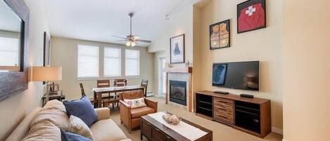 Apartment, 2 Schlafzimmer | Wohnbereich