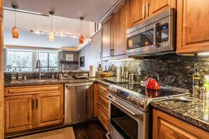 Condo, 3 Bedrooms | Private kitchen - Mammoth Mountain - Vacation Condos (Mammoth Lakes)