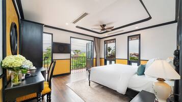 Kamar Double Deluks, pemandangan kota | 1 kamar tidur, seprai premium, selimut bulu angsa, dan minibar gratis