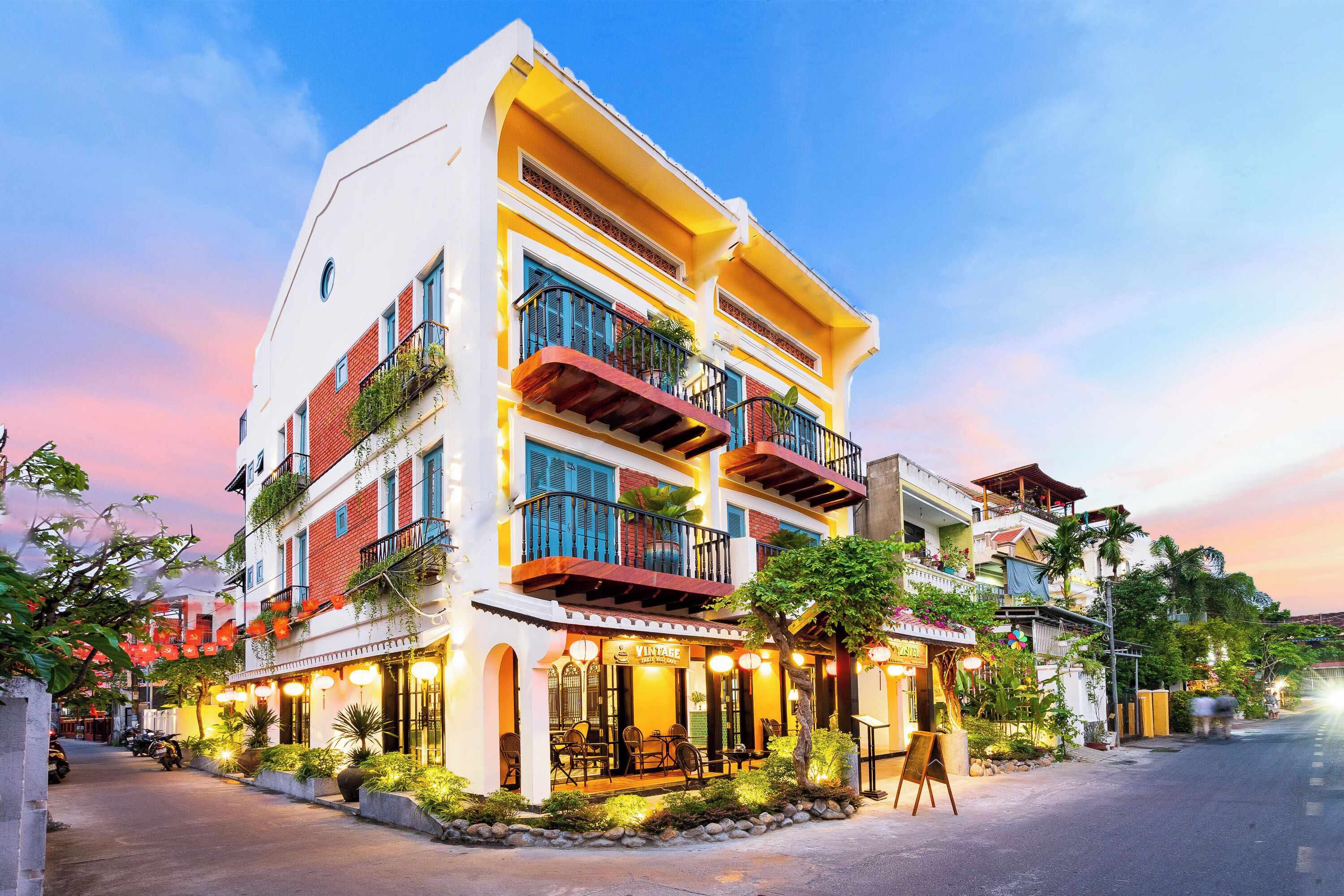 Mặt tiền nơi lưu trú