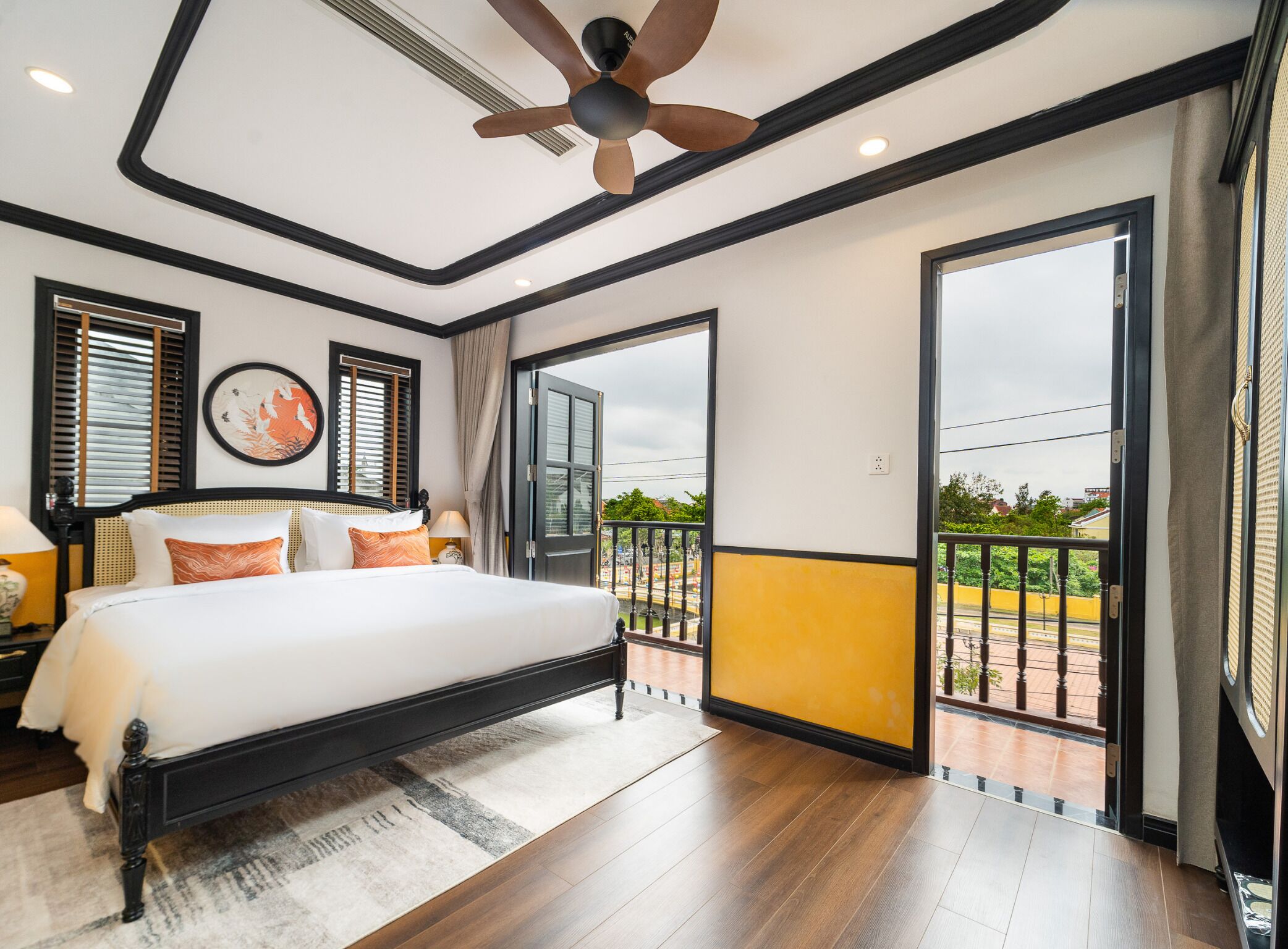 City Double Room, 1 Katil Raja (King), Non Smoking, City View | Peralatan tempat tidur premium, gebar bulu kapas, bar mini percuma 