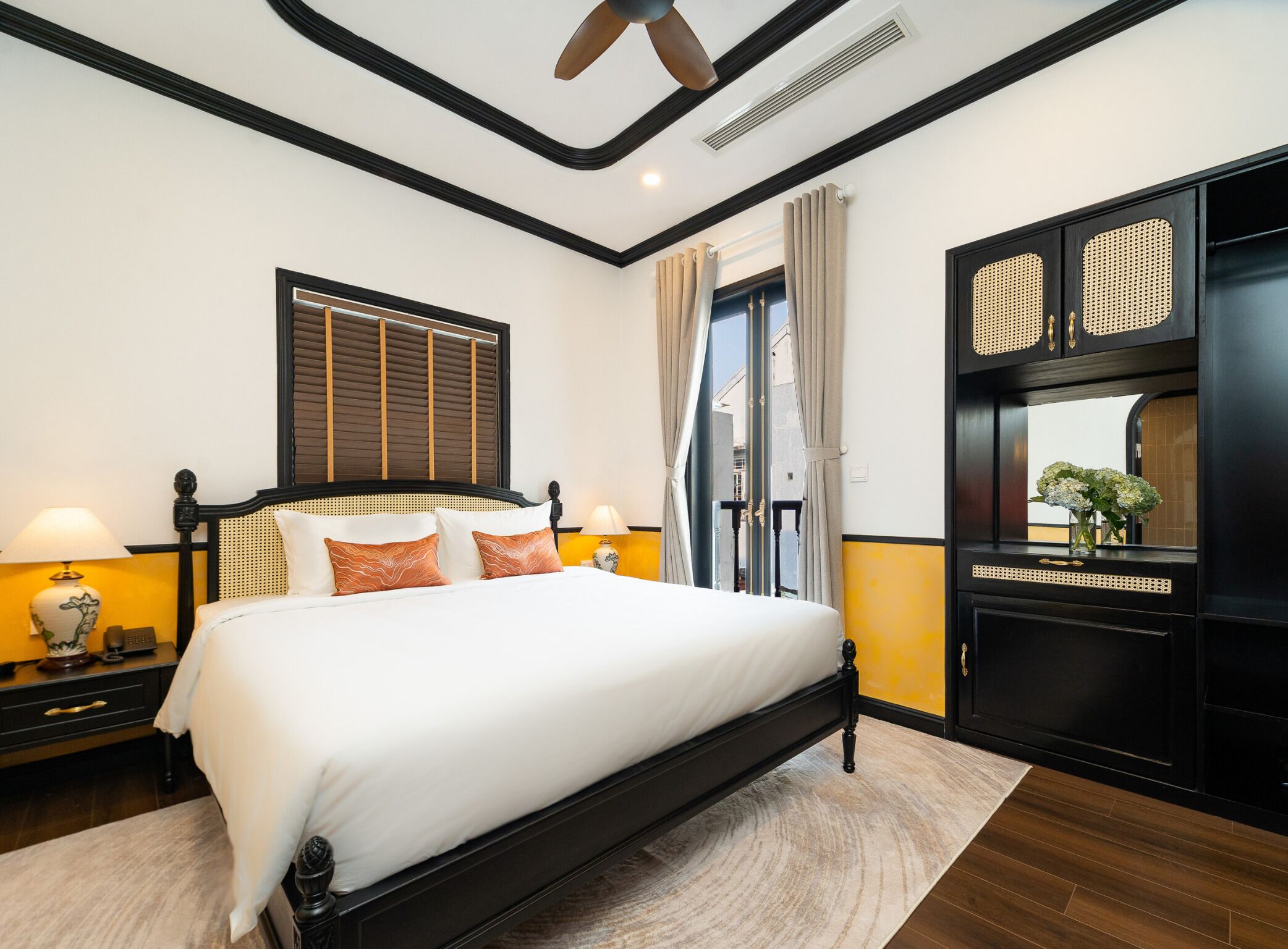 Superior Double Room, 1 Katil Raja (King), Non Smoking, Terrace | Peralatan tempat tidur premium, gebar bulu kapas, bar mini percuma 