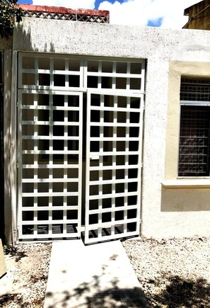 Nhà, 2 phòng ngủ, phù hợp cho người khuyết tật, hút thuốc | Chi tiết ngoại thất