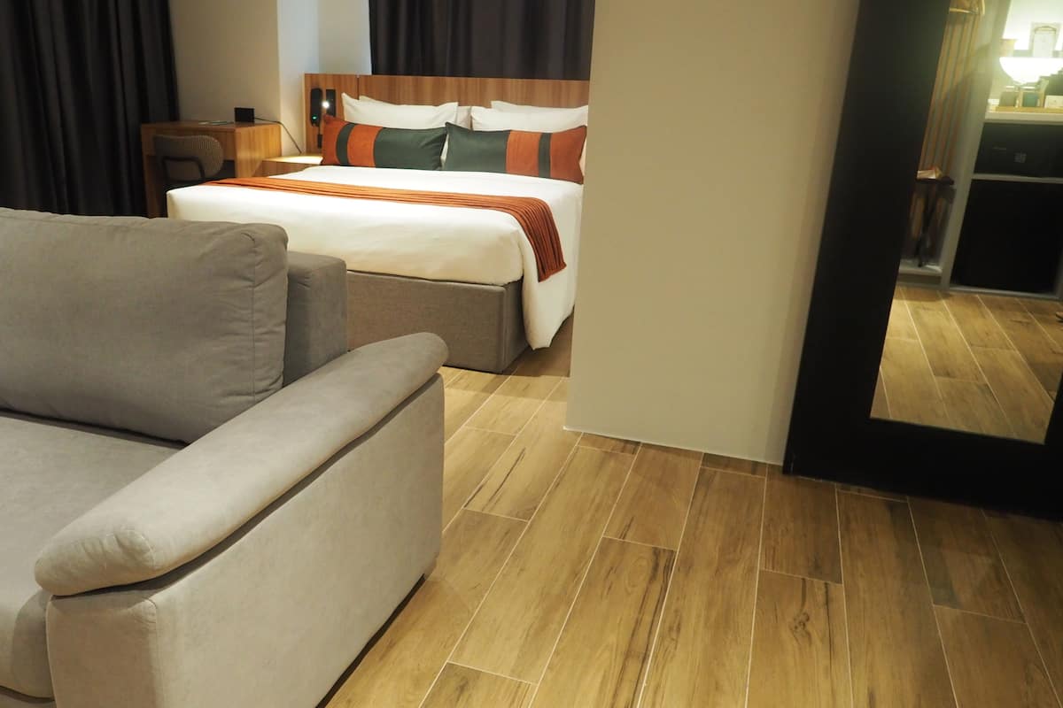 Executive Studio Suite, Balcony, City View | 2 bedrooms, minibar, in-room safe, iron/ironing board