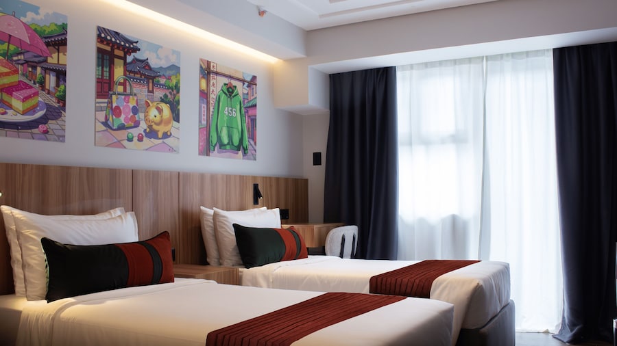 Novel Hotel Manila