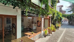 Fachada da propriedade