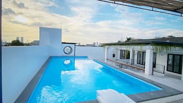 Piscina all'aperto
