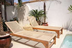 Sundeck