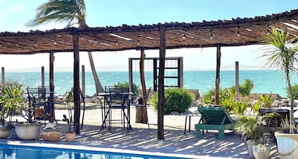 BreMar85 - Private Place adults only, a romantic place to enjoy the sea.
