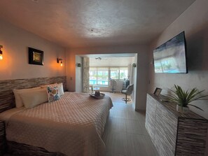 3 室のベッドルーム、セーフティボックス (室内)、WiFi (無料)、ベッドシーツ