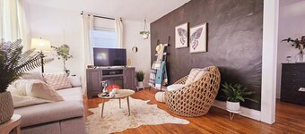 Refreshing home with WiFi, AC, fireplace in marvelous Heart of Yadkin Valley 