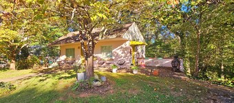 Refreshing home with WiFi, AC, fireplace in marvelous Heart of Yadkin Valley 