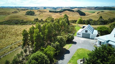 Hawkstone Hideaway - Your Peaceful Getaway
