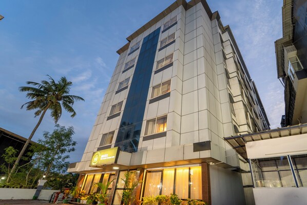 Interior - Treebo Classic Highway Side (Thiruvananthapuram)