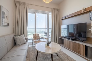Apartment, Smoking