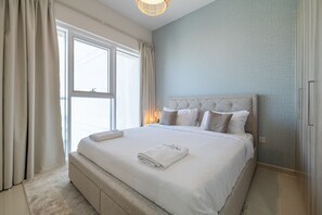 아파트, 흡연 | 1 개의 침실