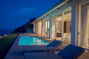 Luxury Villa | Private pool - St. Maire YORON  (Yoron)