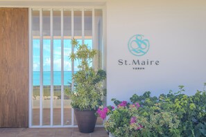 Luxury Villa | Room amenity