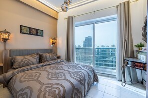 Apartment - Lake Terrace 3501 jlt (Dubai)