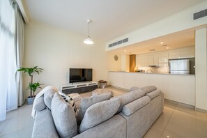 House - Mulberries in Park Heights A2 317 (Dubai)