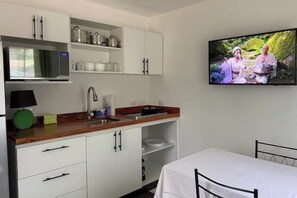 Private kitchen - Manzu Apartment (Santa Cruz)