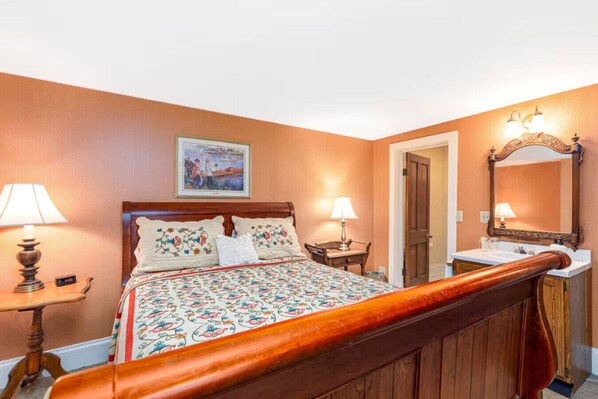 1 bedroom, iron/ironing board, travel crib, free WiFi