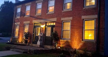 Briarstone Inn | Historic 7-Room Inn w/ Private Baths | Walk to Downtown Galena