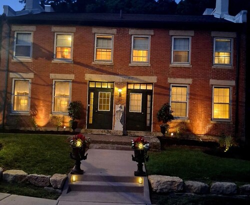 Briarstone Inn | Historic 7-Room Inn w/ Private Baths | Walk to Downtown Galena