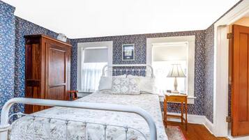 7 Schlafzimmer, Bügeleisen/Bügelbrett, Reisekinderbett, kostenloses WLAN