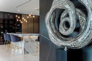 Interior - Villa Hotel California - Seaview Mansion (Surat Thani)