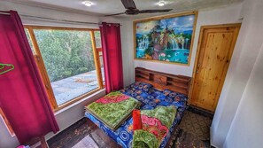 1 bedroom, desk, free WiFi