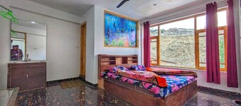 Snow Inn Kargil