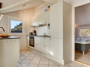 Køleskab, mikrobølgeovn, ovn, opvaskemaskine