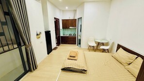 Deluxe-Studio | Schreibtisch, kostenloses WLAN