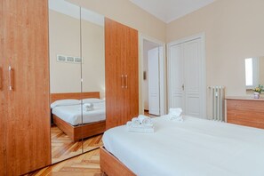 1 chambre, fer et planche à repasser, Wi-Fi, draps fournis