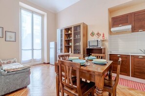 Imagen sin descripción, 3 de 25, botón